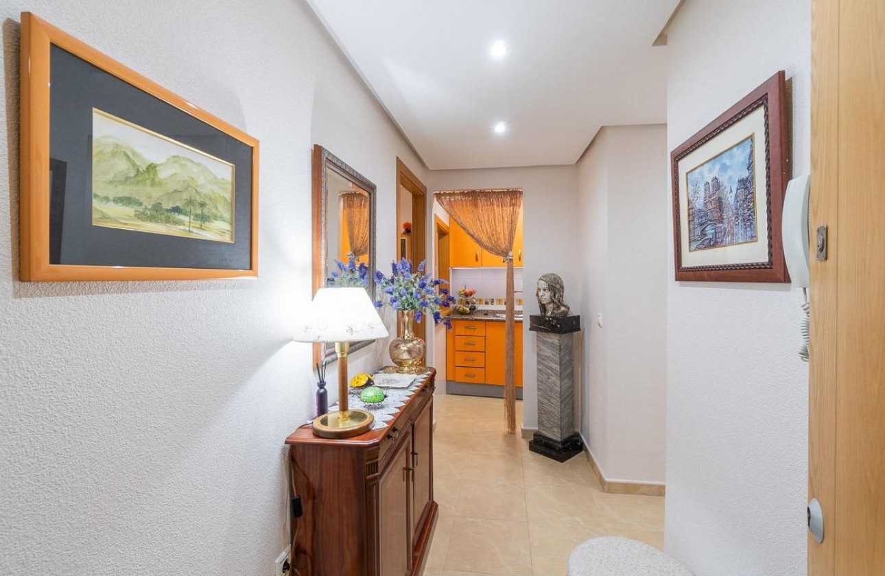 Revente - Appartement - Torrevieja - Centro