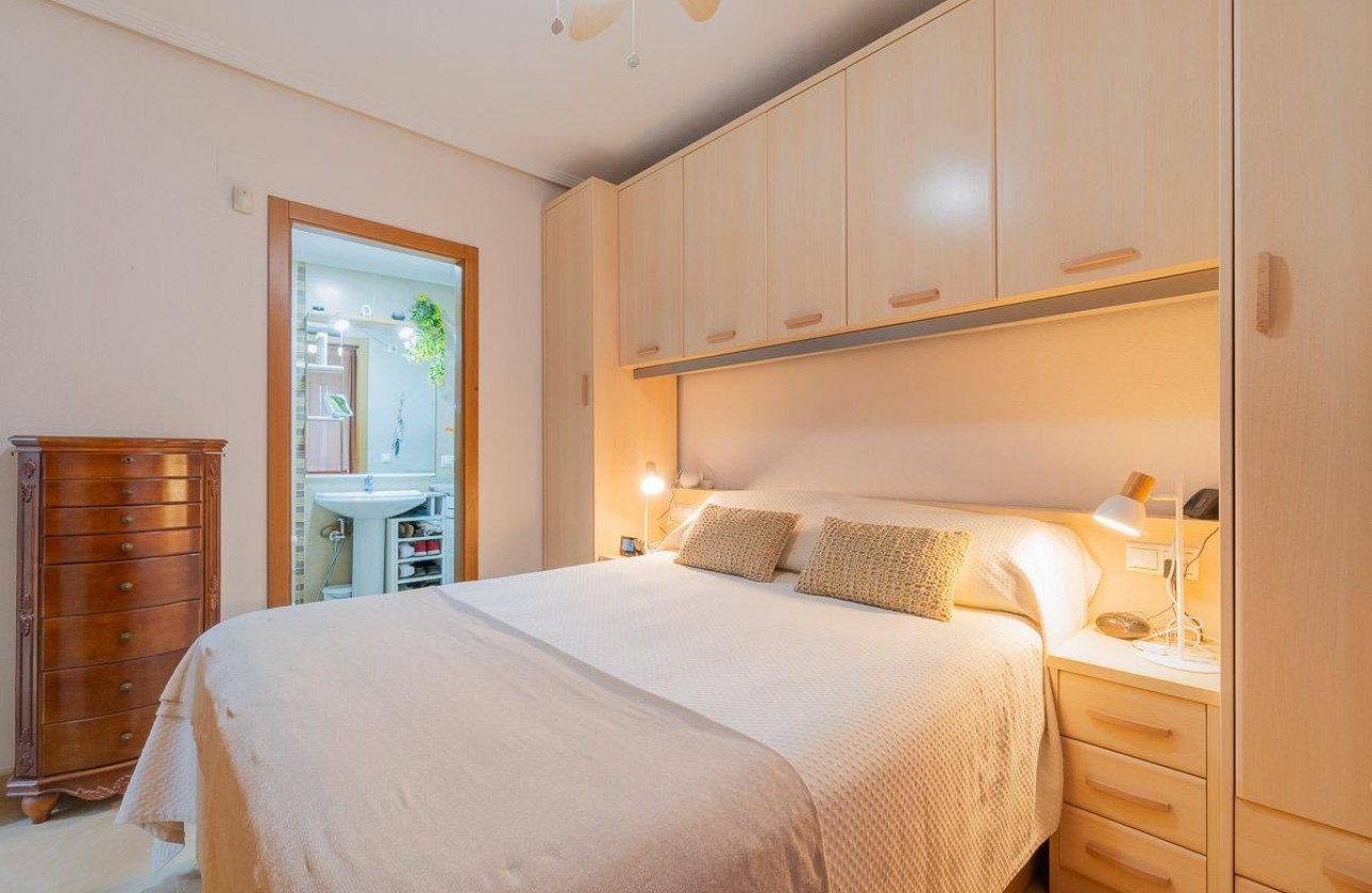 Revente - Appartement - Torrevieja - Centro