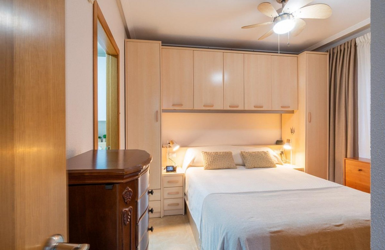 Revente - Appartement - Torrevieja - Centro