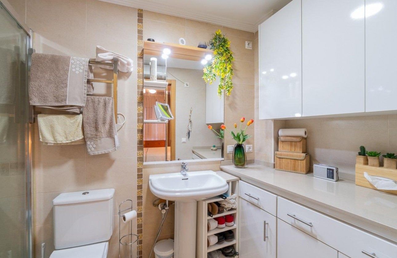 Revente - Appartement - Torrevieja - Centro