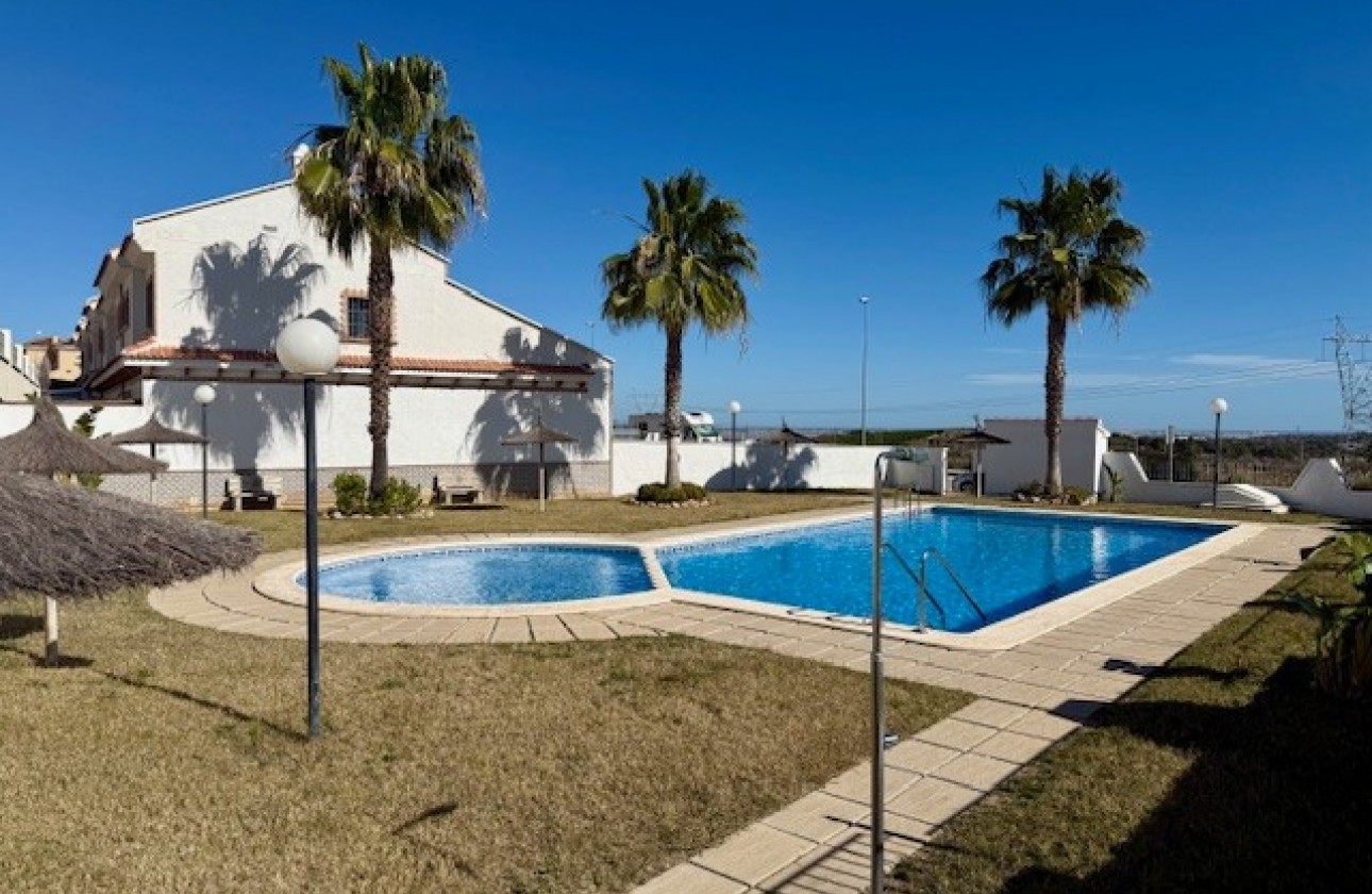 Resale - Adosado - San Miguel de Salinas