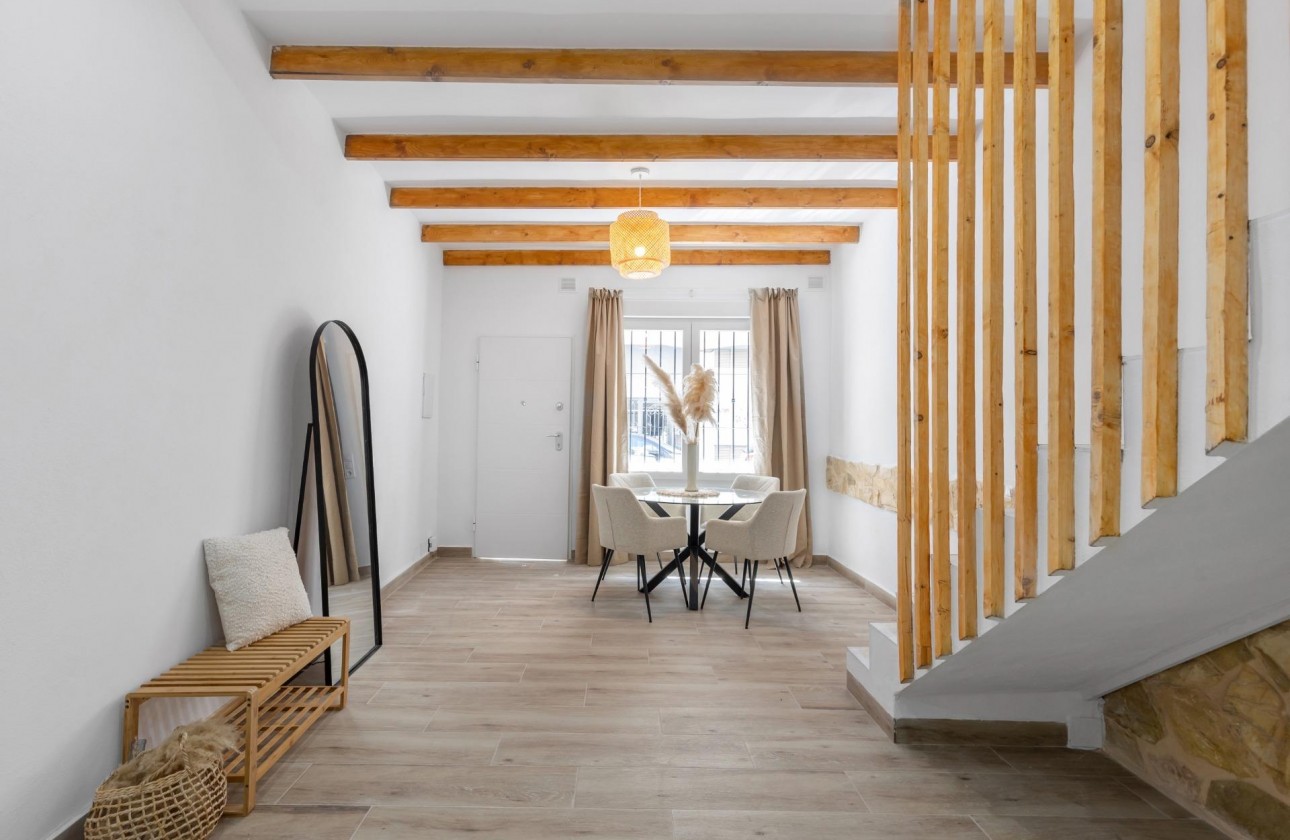 Revente - Villa - Torrevieja - Centro - Muelle Pesquero