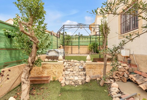 Resale - Bungalow - Orihuela Costa - La Florida