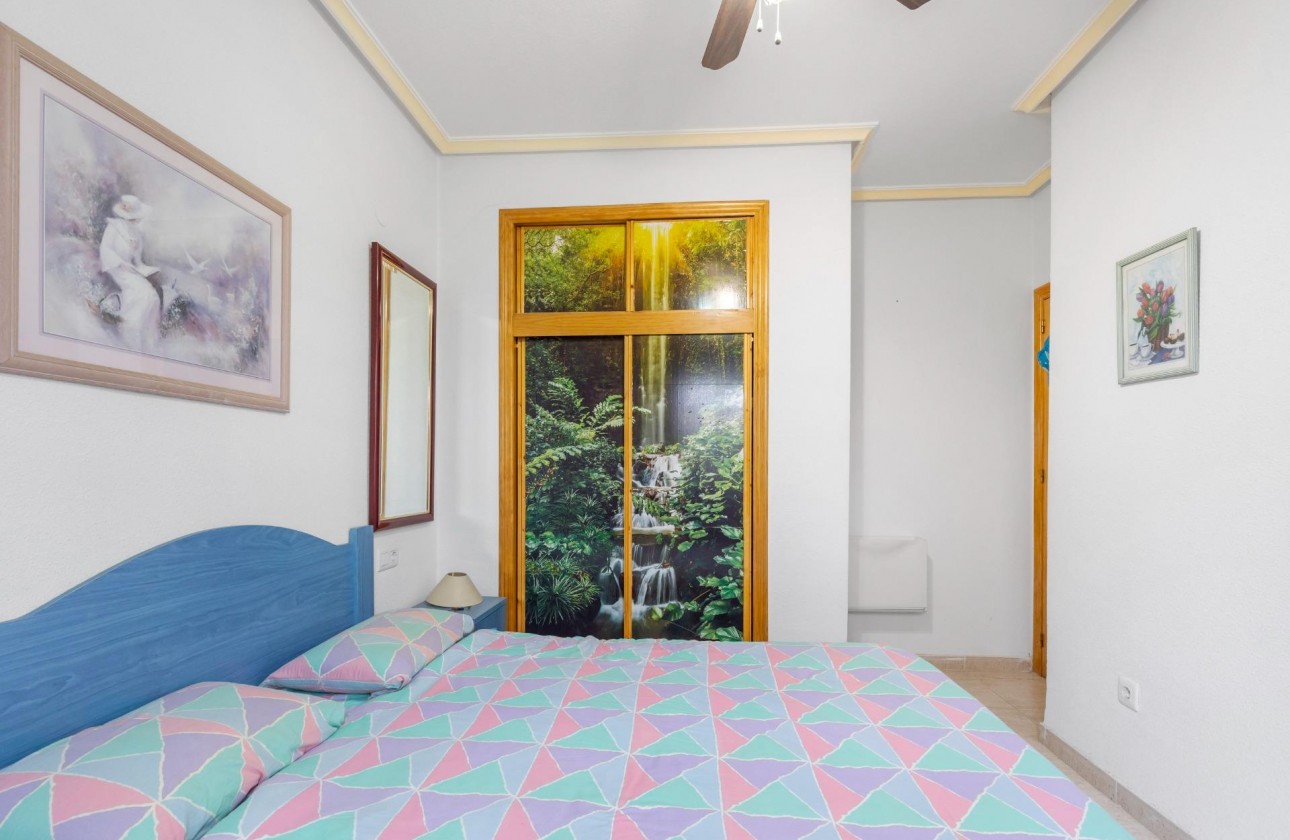 Resale - Bungalow - Orihuela Costa - La Florida