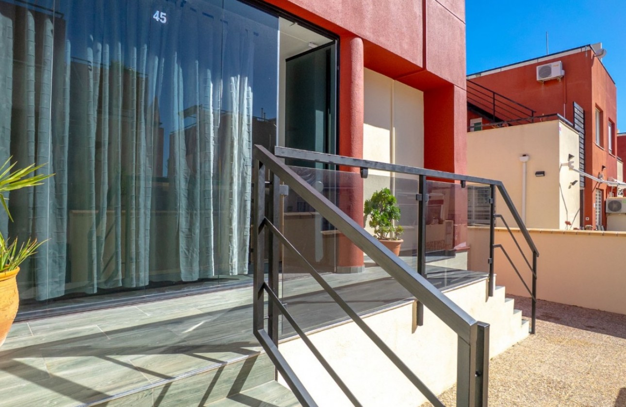 Revente - Villa - Orihuela Costa - Villamartín