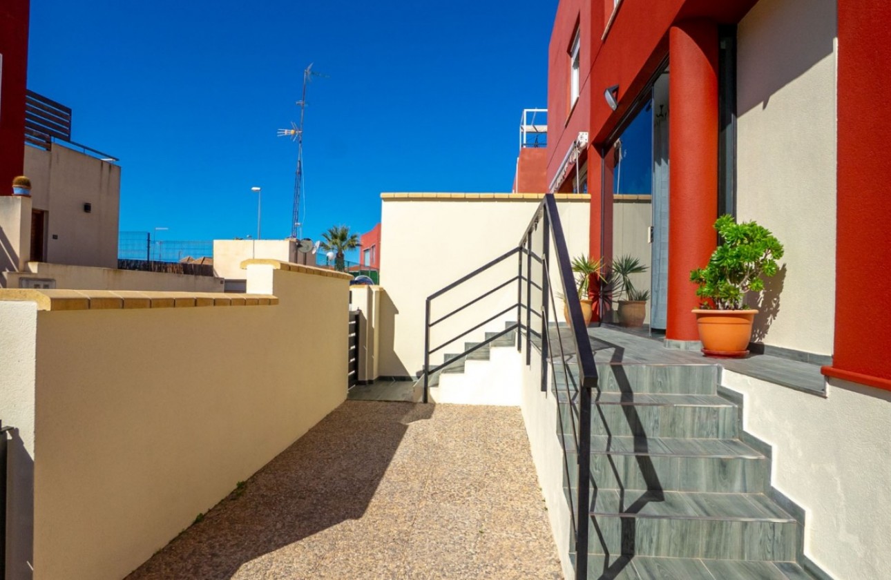 Revente - Villa - Orihuela Costa - Villamartín