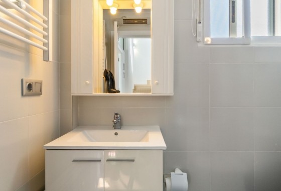 Revente - Villa - Orihuela Costa - Villamartín