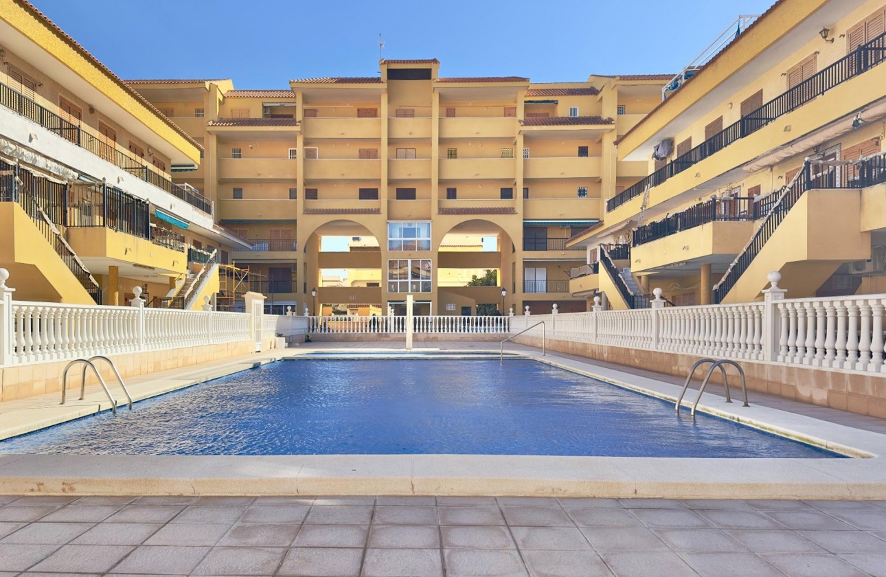 Reventa - Apartamento / piso - Torrevieja - Los Europeos