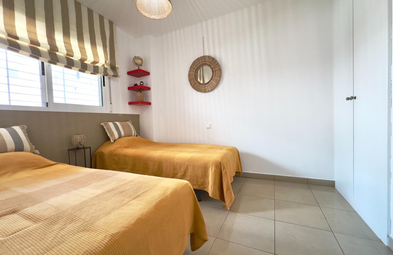 Reventa - Apartamento / piso - Orihuela Costa - Playa Flamenca