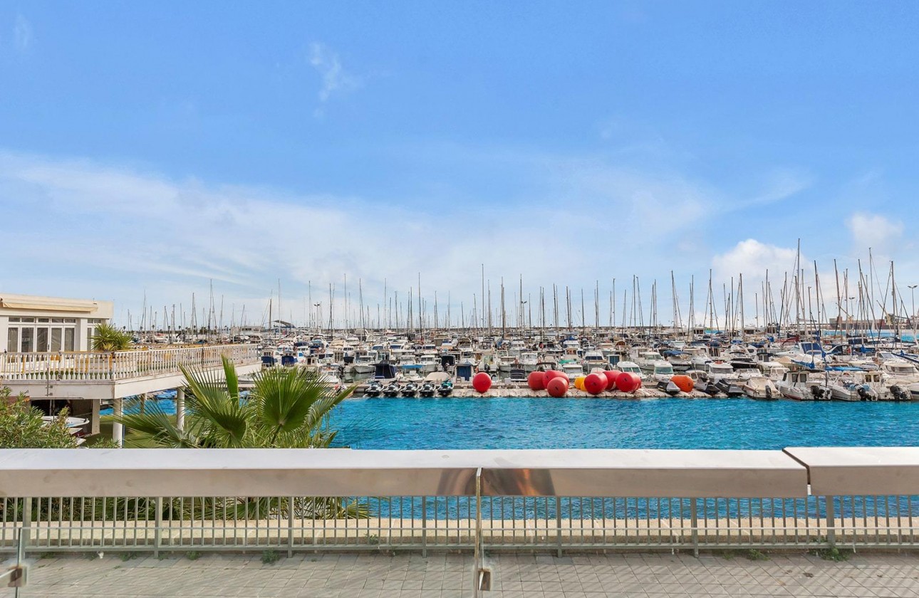 Revente - Appartement - Torrevieja - Paseo maritimo