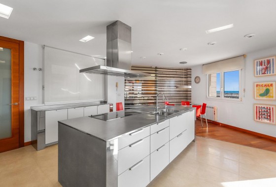 Revente - Appartement - Torrevieja - Paseo maritimo