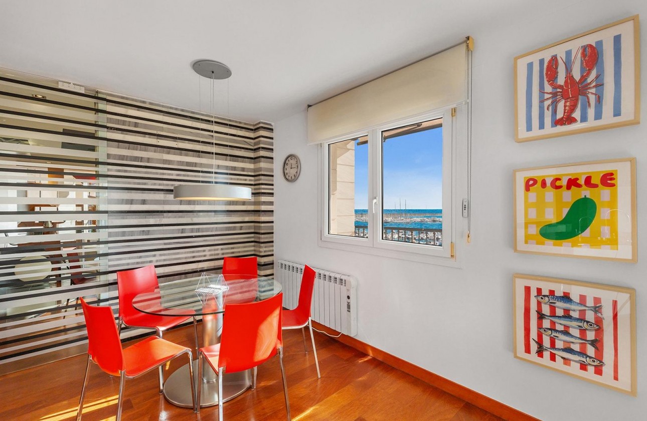 Revente - Appartement - Torrevieja - Paseo maritimo