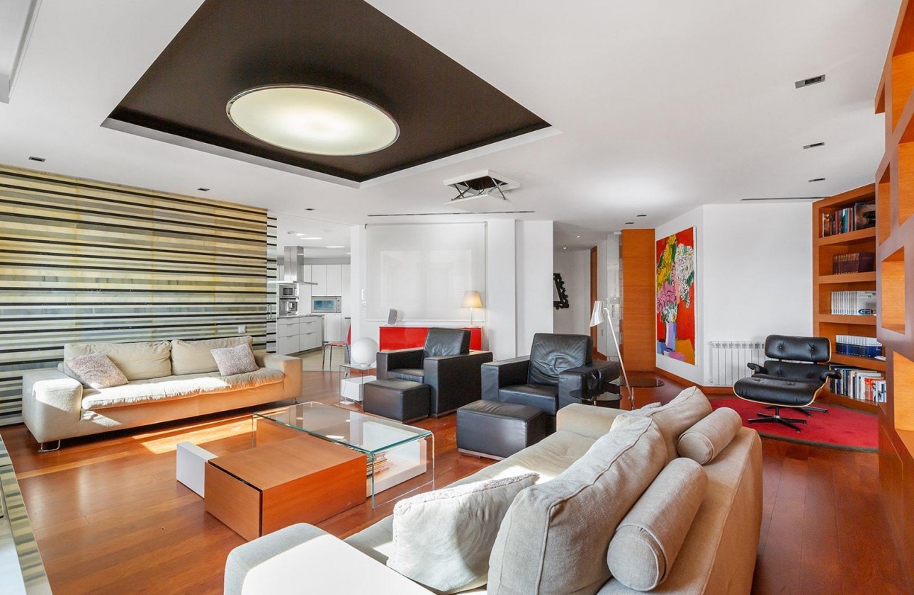 Revente - Appartement - Torrevieja - Paseo maritimo