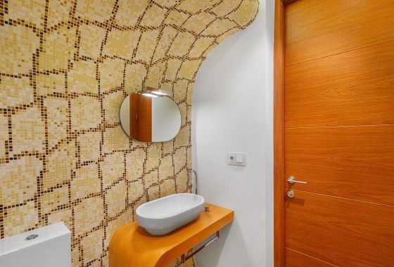 Revente - Appartement - Torrevieja - Paseo maritimo