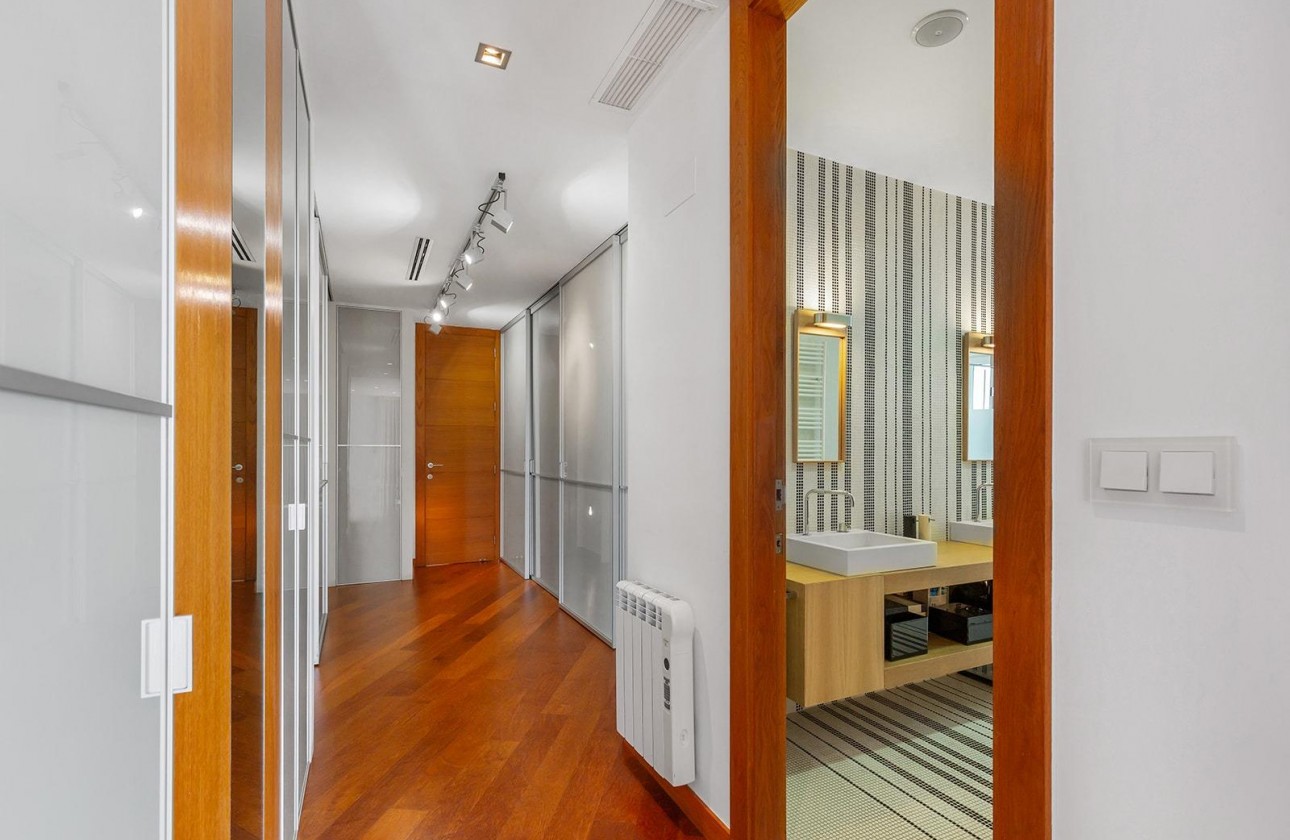 Revente - Appartement - Torrevieja - Paseo maritimo