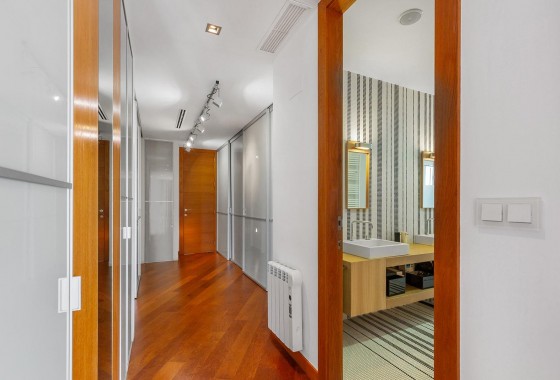 Revente - Appartement - Torrevieja - Paseo maritimo