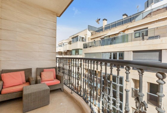 Revente - Appartement - Torrevieja - Paseo maritimo