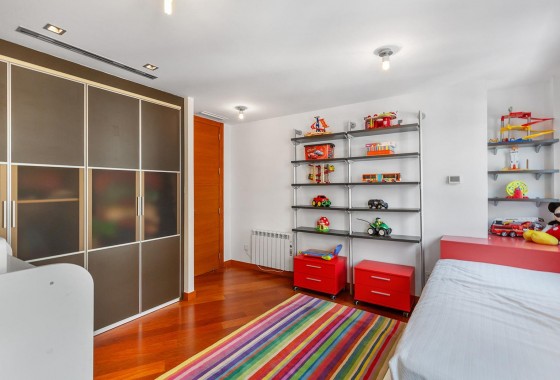 Revente - Appartement - Torrevieja - Paseo maritimo