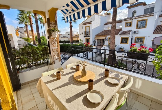 Revente - Villa - Orihuela Costa - Villamartín