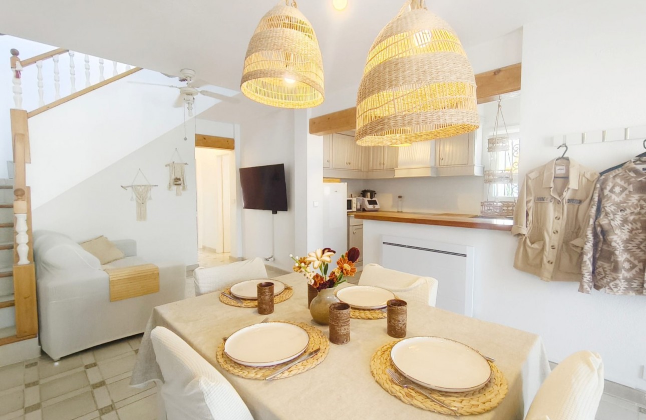 Revente - Villa - Orihuela Costa - Villamartín