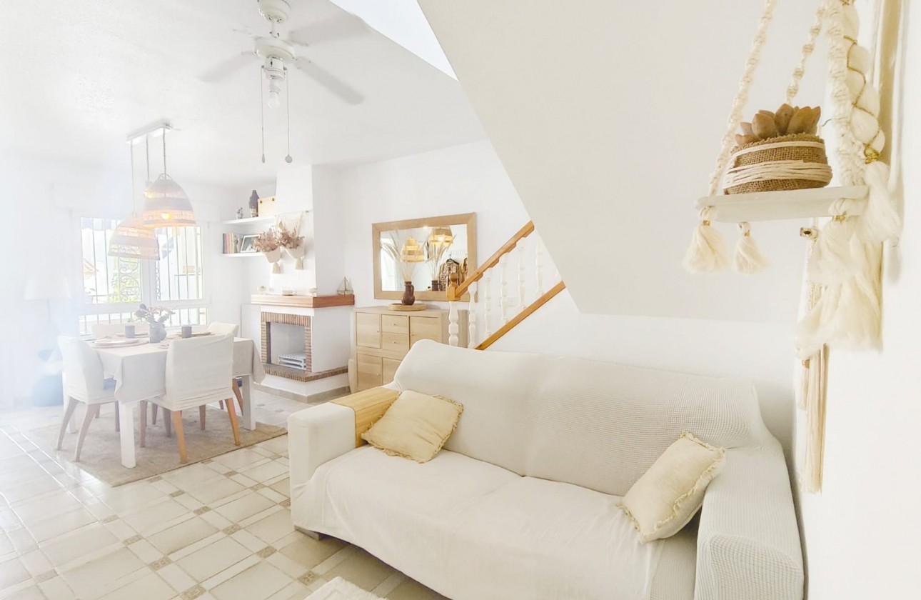 Revente - Villa - Orihuela Costa - Villamartín