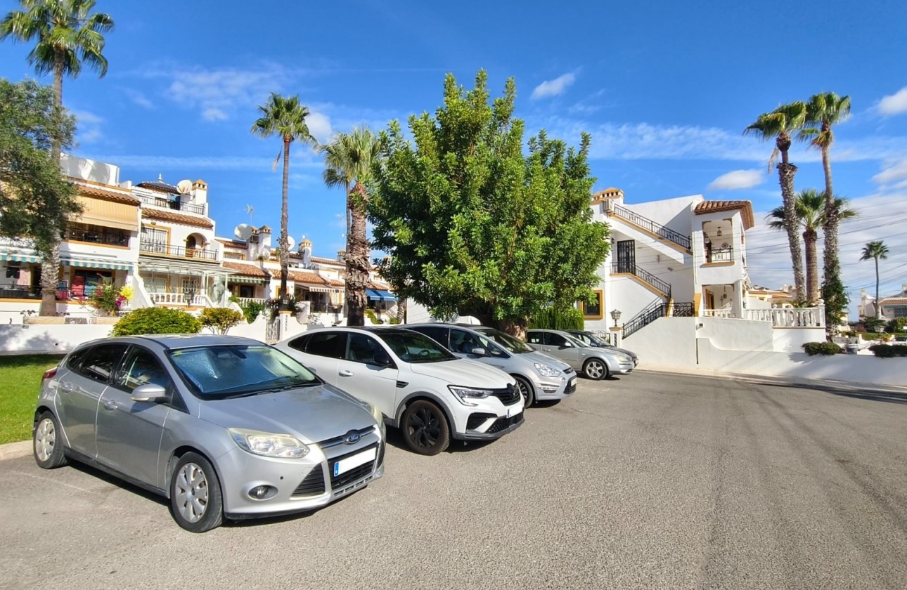 Revente - Villa - Orihuela Costa - Villamartín
