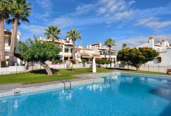 Revente - Villa - Orihuela Costa - Villamartín