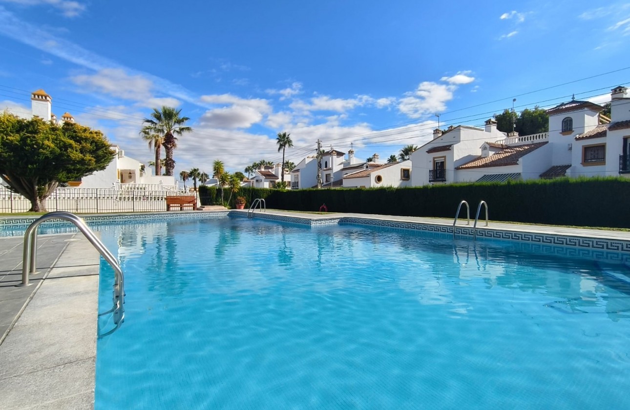 Revente - Villa - Orihuela Costa - Villamartín