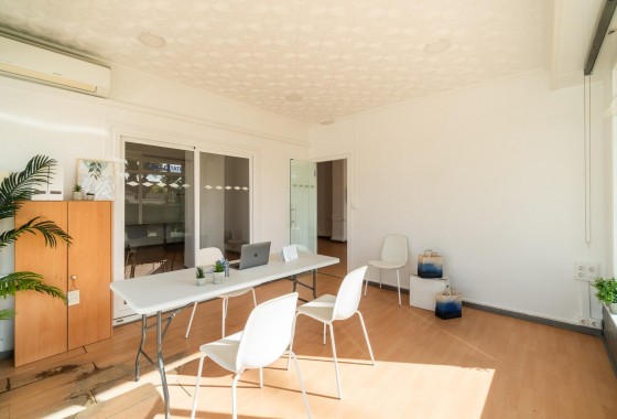 Alquiler a largo plazo - Comercial - Orihuela Costa - La Zenia