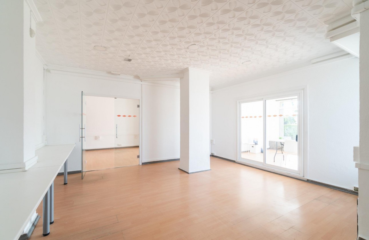 Alquiler a largo plazo - Comercial - Orihuela Costa - La Zenia