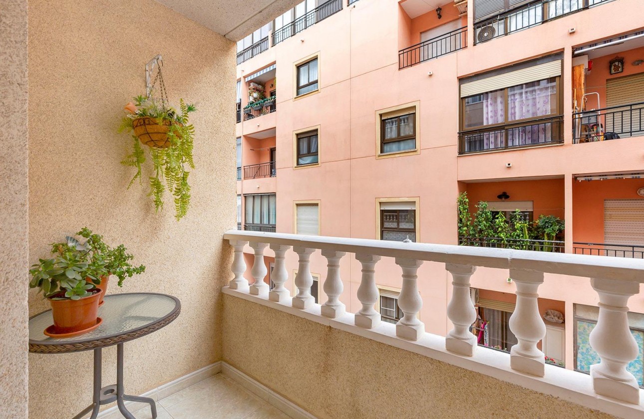 Revente - Appartement - Torrevieja - Centro