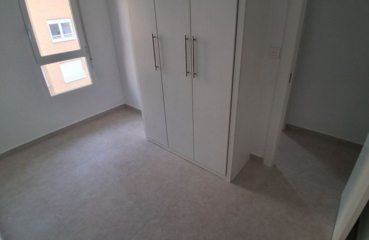 Reventa - Apartamento / piso - Torrevieja - torrevieja