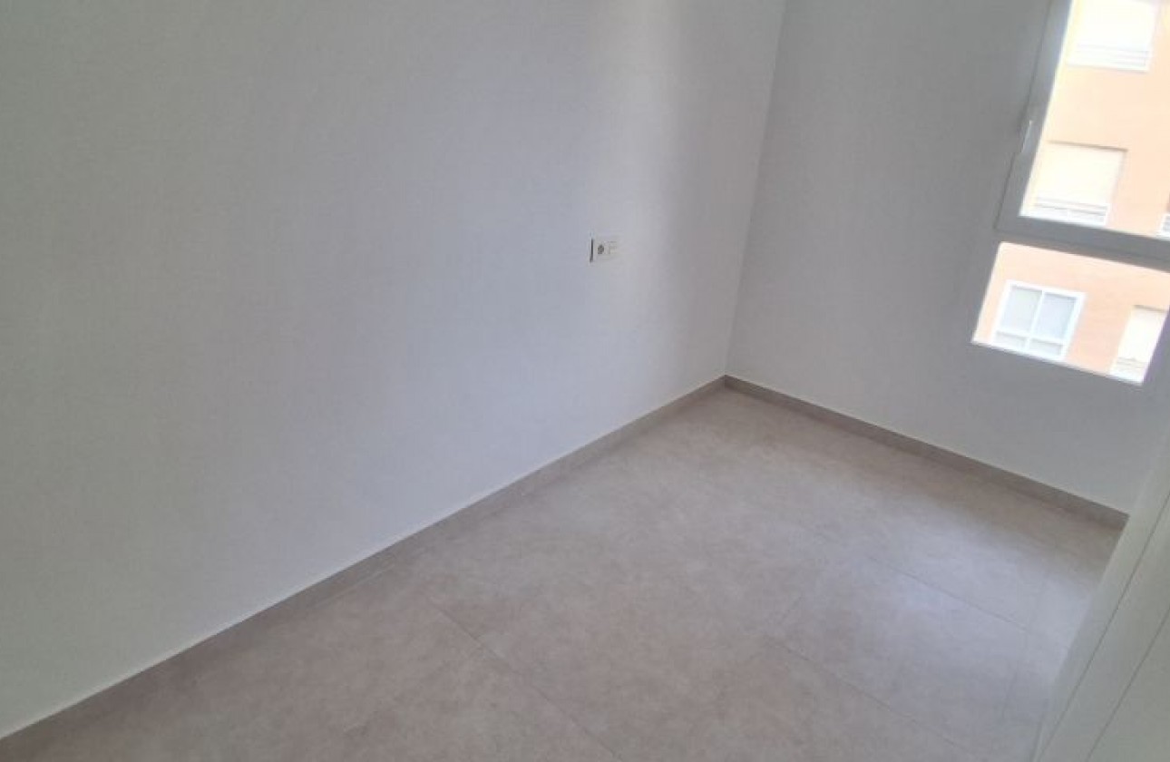 Reventa - Apartamento / piso - Torrevieja - torrevieja