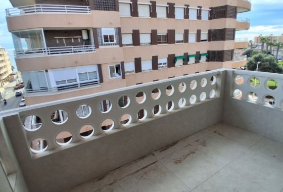 Reventa - Apartamento / piso - Torrevieja - torrevieja