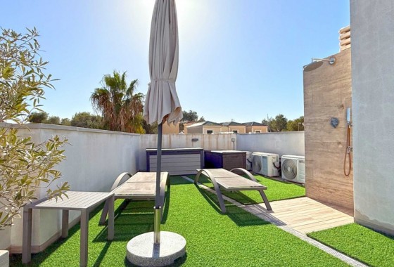 Resale - Villa - Orihuela Costa - Villamartín