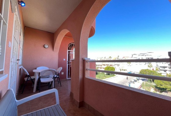 Resale - Apartment / flat - Villamartin