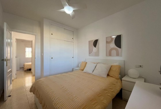 Resale - Apartment / flat - Villamartin