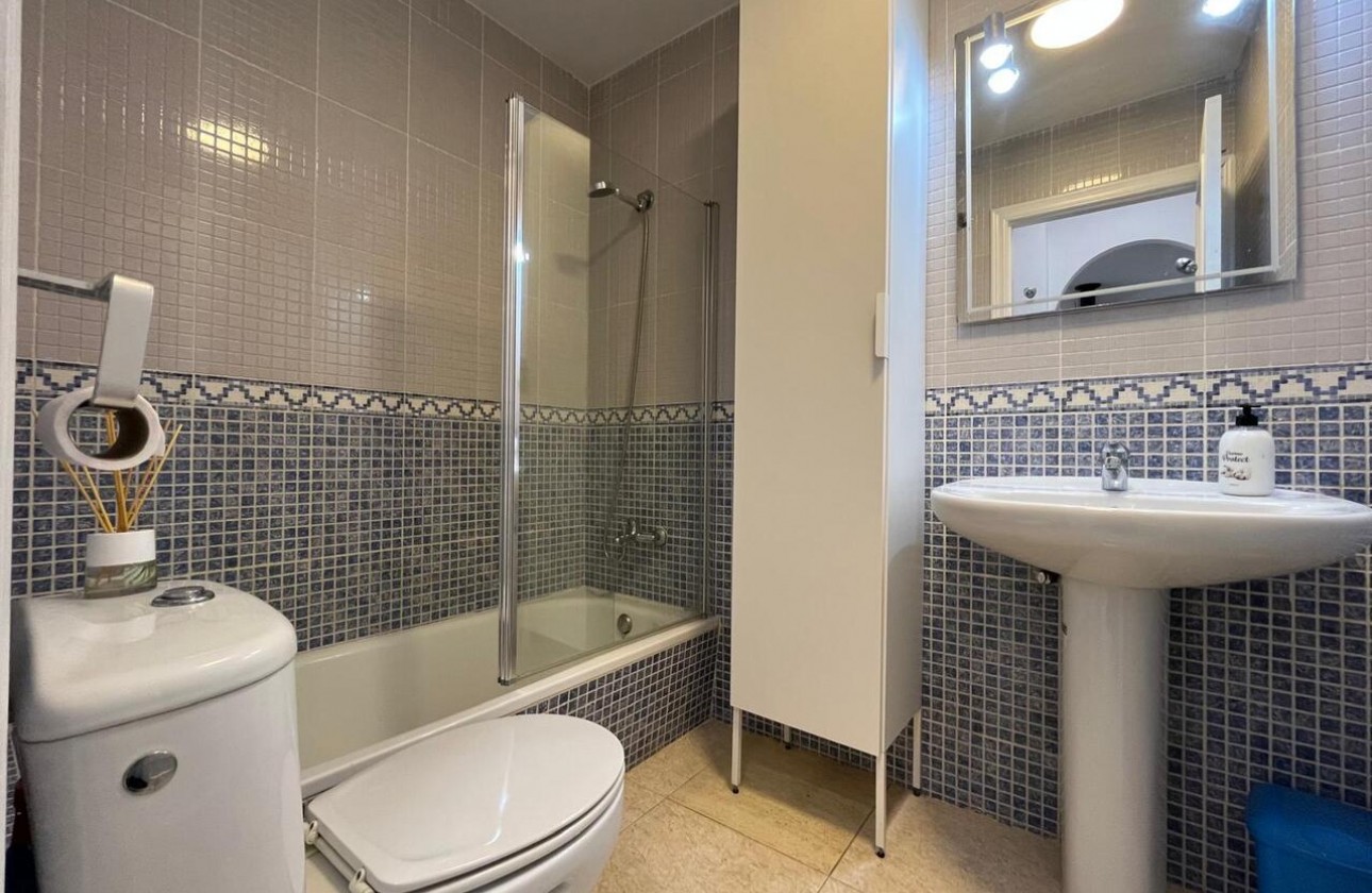 Resale - Apartment / flat - Villamartin