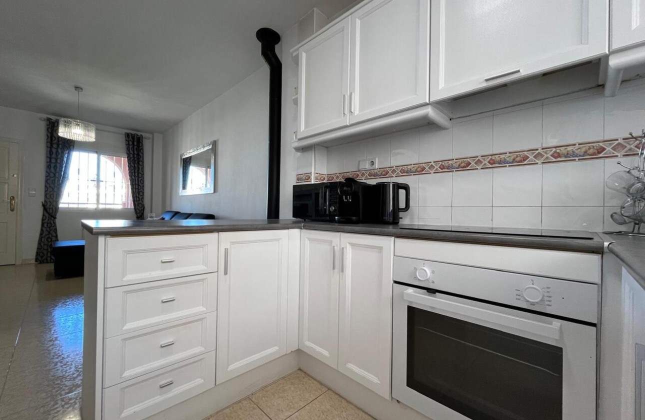 Resale - Apartment / flat - Villamartin