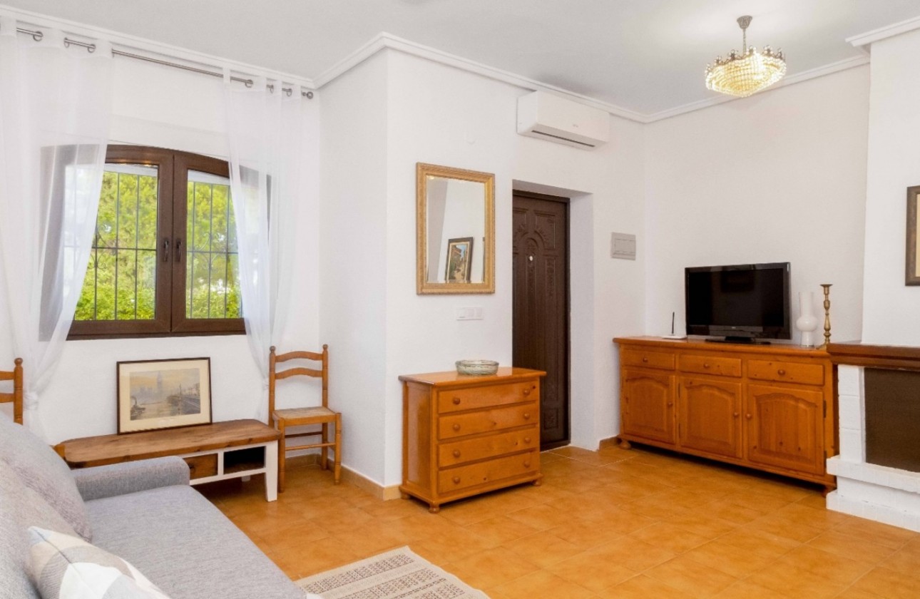 Reventa - Chalet - Orihuela Costa - La Zenia