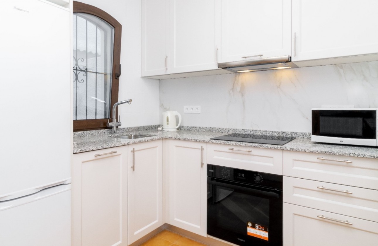 Reventa - Chalet - Orihuela Costa - La Zenia