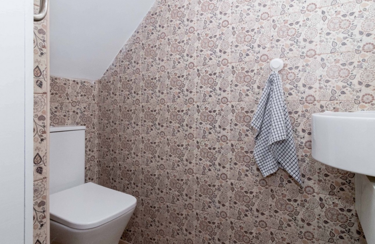 Resale - Villa - Orihuela Costa - La Zenia- Orihuela costa