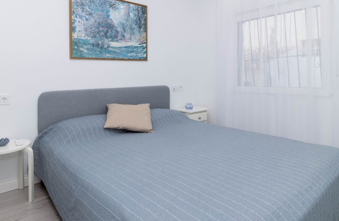 Resale - Villa - Orihuela Costa - La Zenia- Orihuela costa