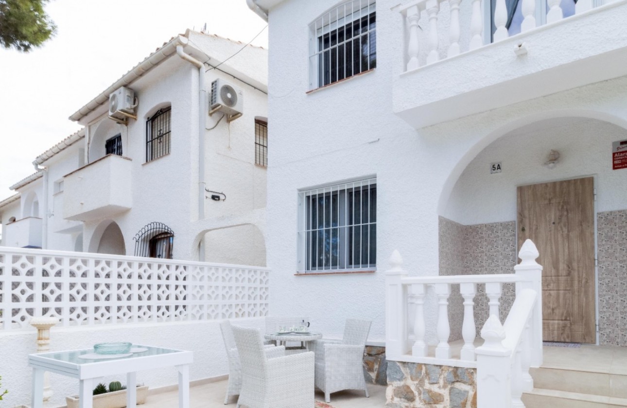 Resale - Villa - Orihuela Costa - La Zenia- Orihuela costa