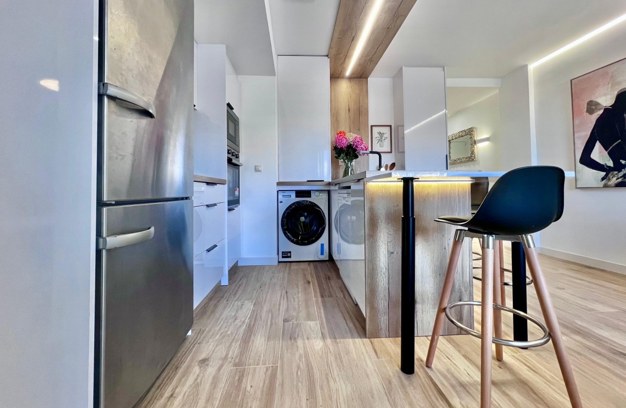 Revente - Appartement - Torrevieja - Punta prima