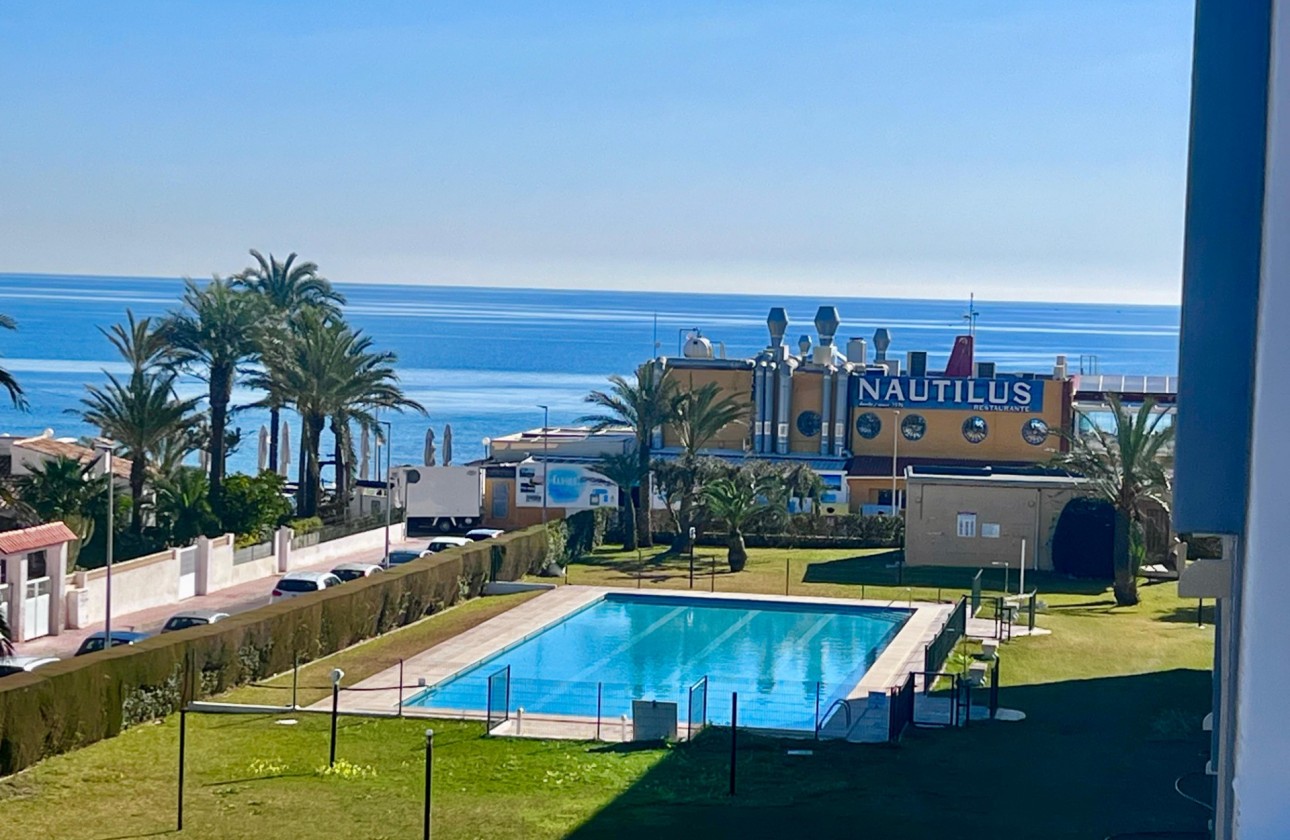 Revente - Appartement - Torrevieja - Punta prima