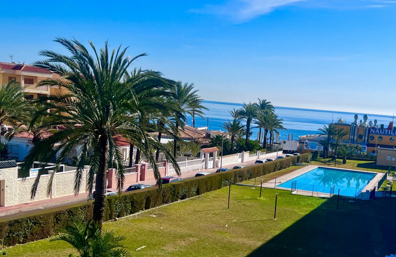 Revente - Appartement - Torrevieja - Punta prima