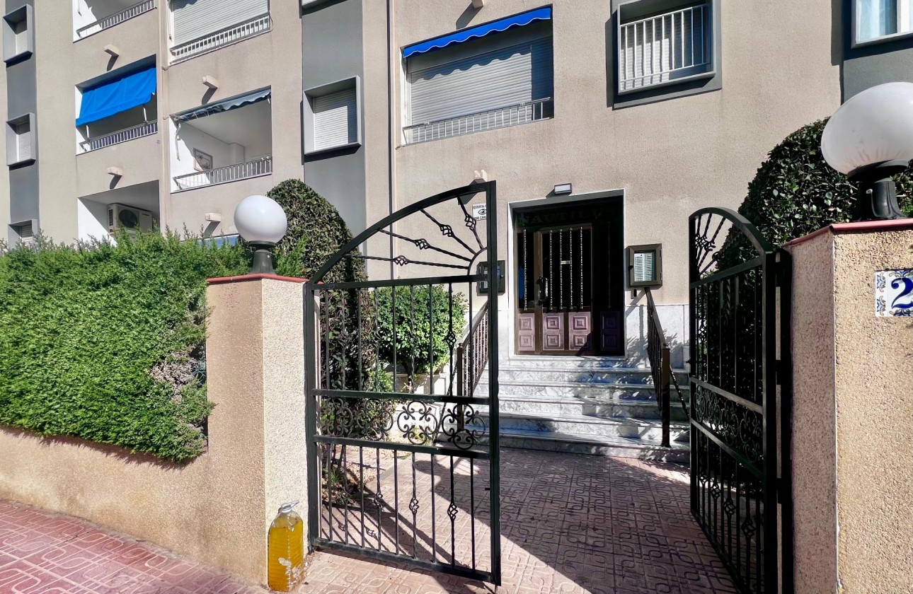 Revente - Appartement - Torrevieja - Punta prima