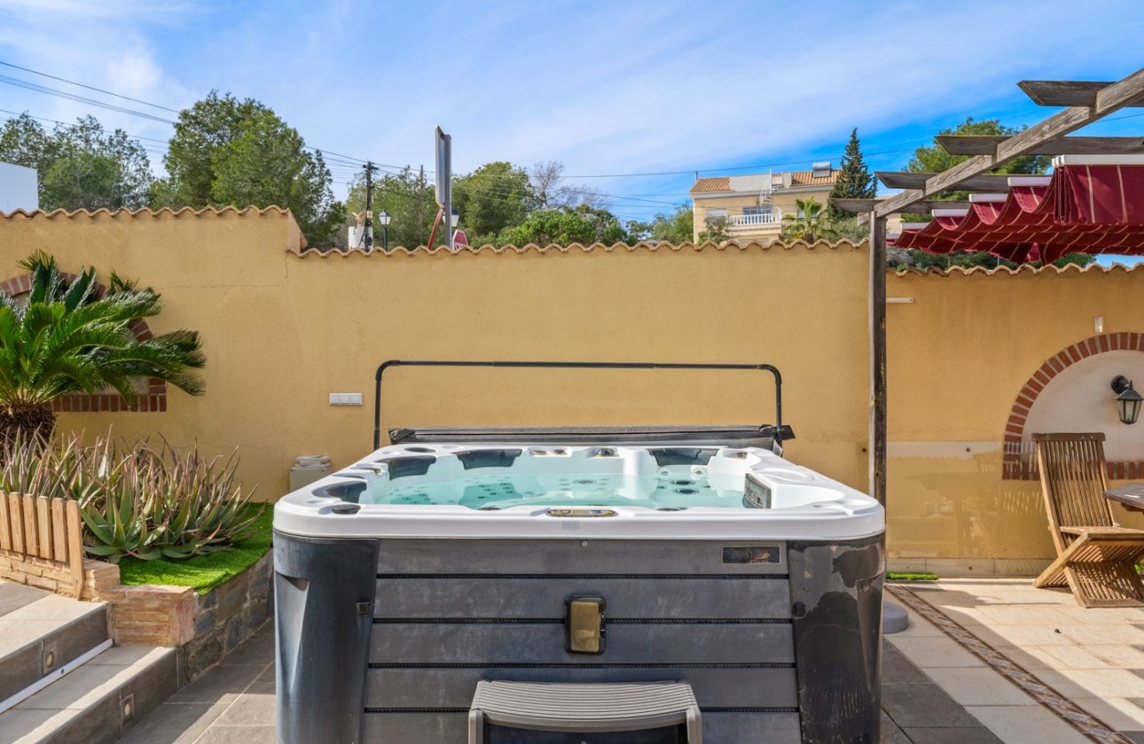 Revente - Villa - Orihuela Costa - Castillo de Don Juan