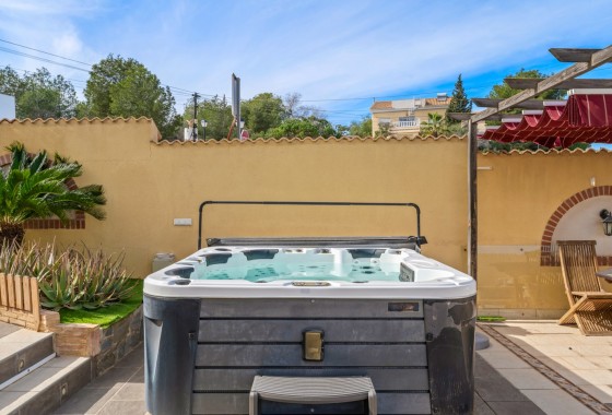 Revente - Villa - Orihuela Costa - Castillo de Don Juan